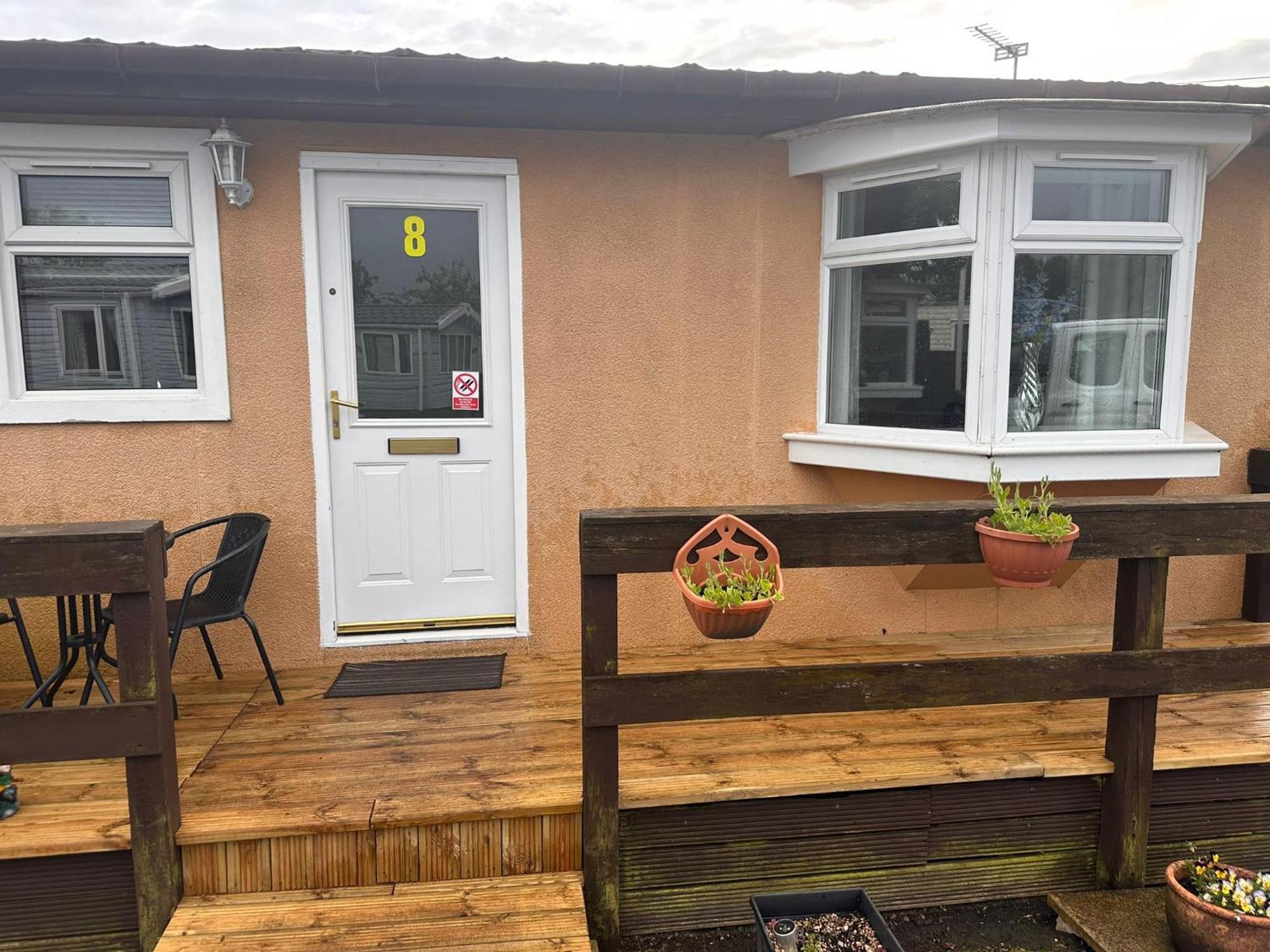 Semi-Detached Chalet - Uddingston, Glasgow 외부 사진